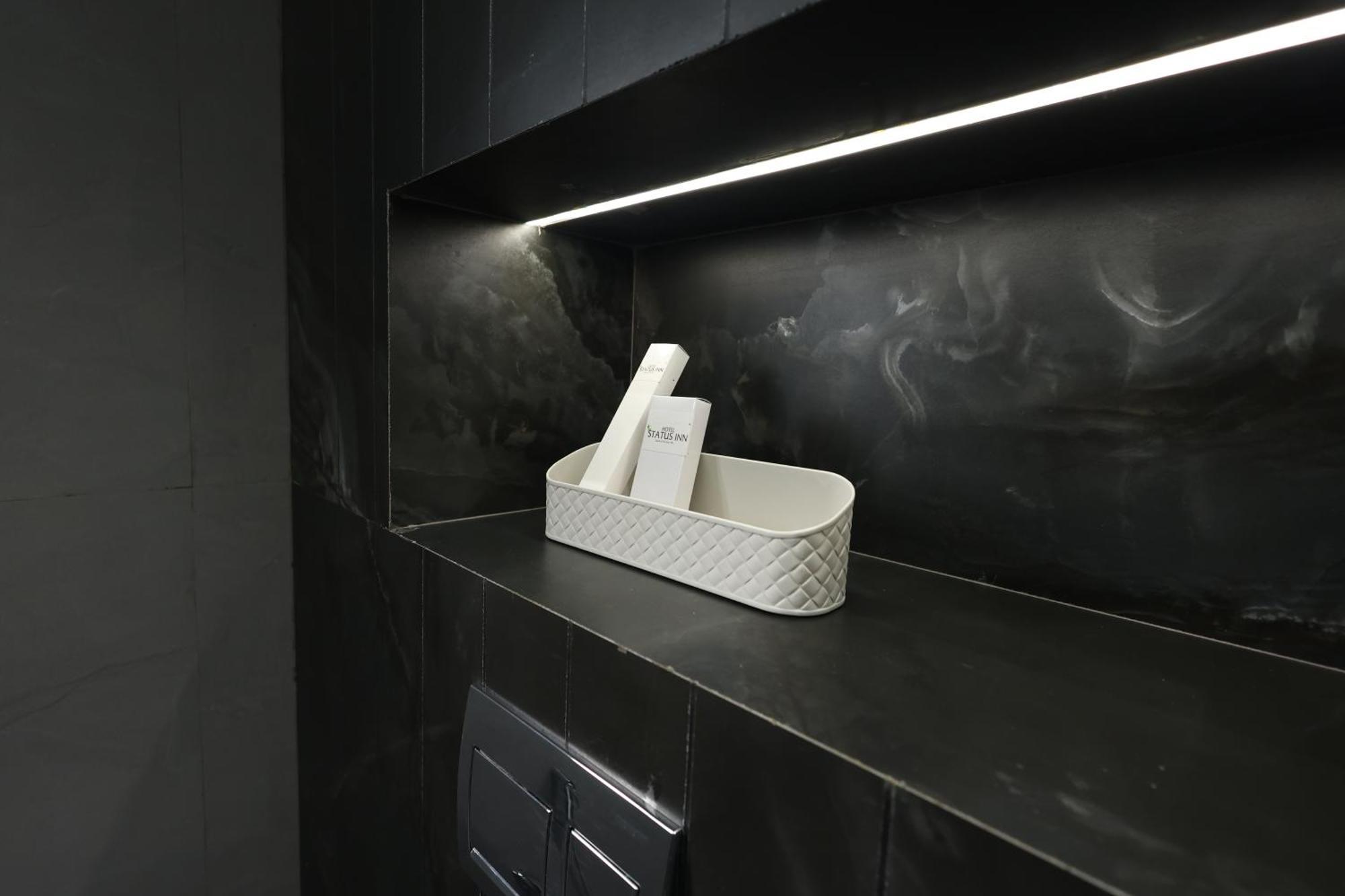 Hotel Statusinn, Ichalkaranji Екстериор снимка