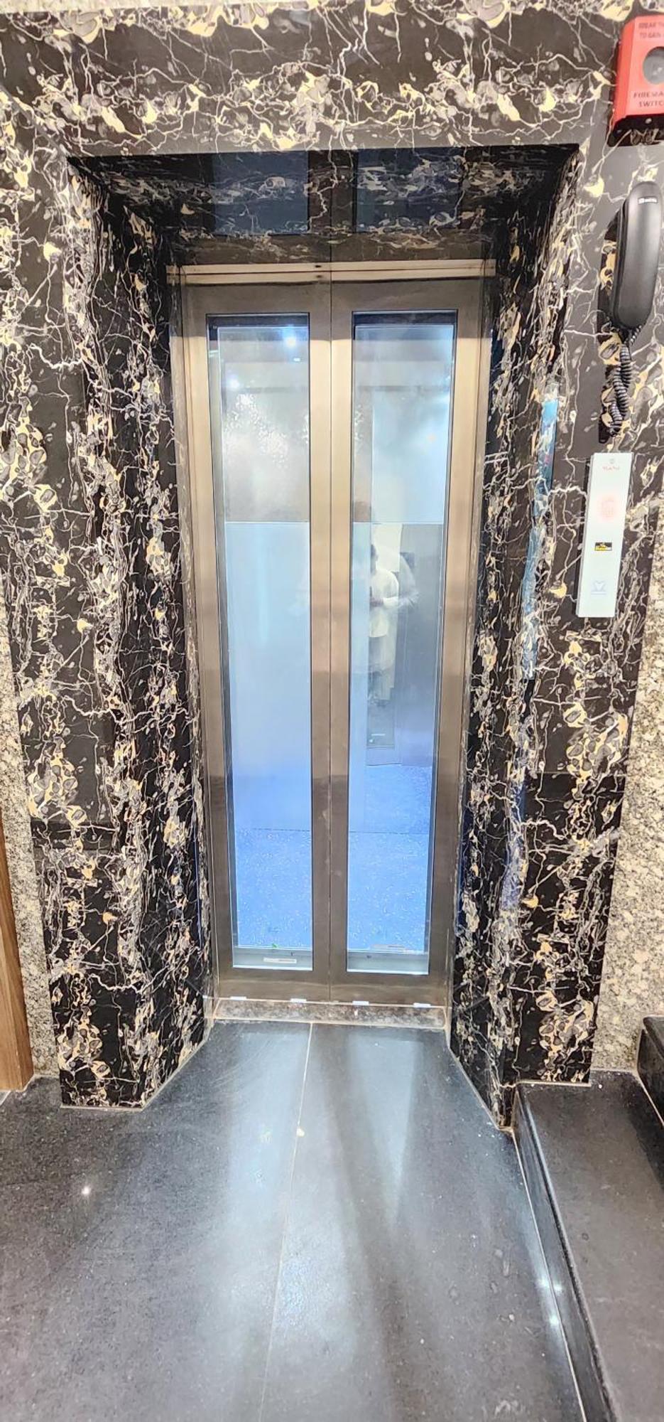 Hotel Statusinn, Ichalkaranji Екстериор снимка